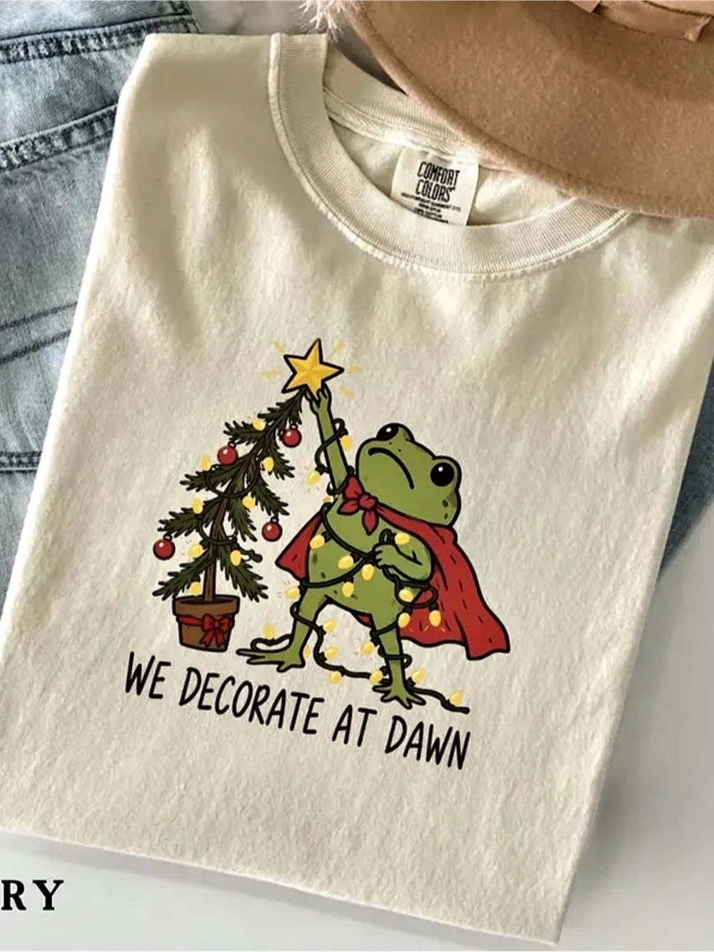 Comfort Colors Holiday Graphic Short Sleeve Tee in Ivory
